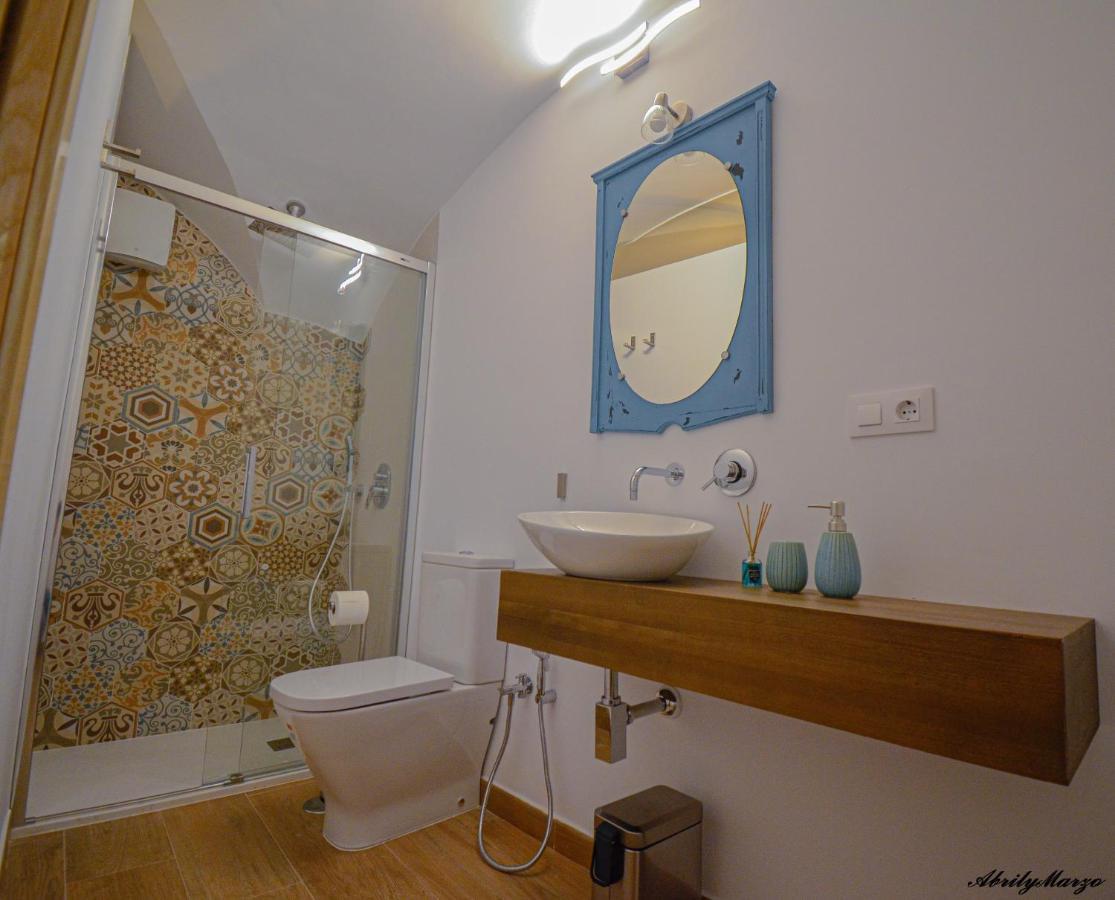 Apartamentos Turisticos Abrilymarzo Caces Kültér fotó